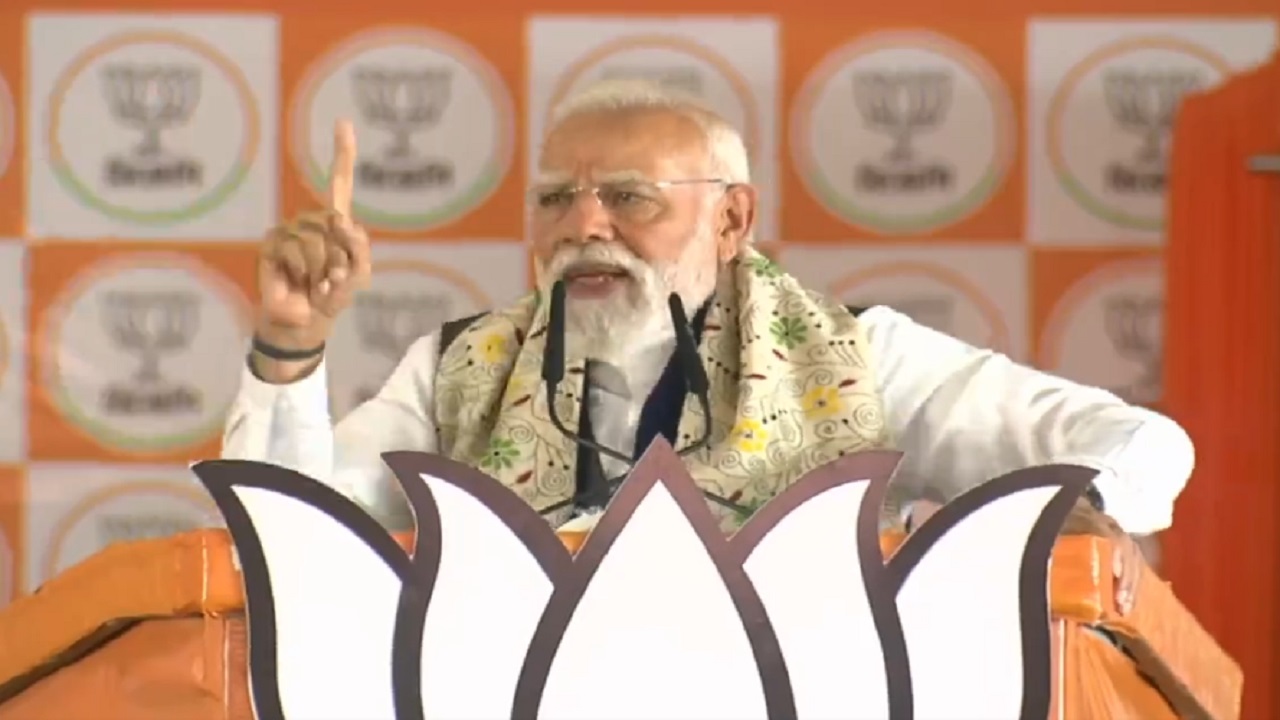 Narendra Modi: মহিলা সংরক্ষণ বিল: বঙ্গে এসে তৃণমূলকে তীব্র আক্রমণ মোদীর