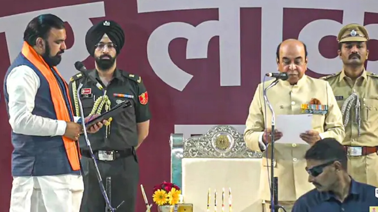 Samrat Choudhary: বিহারে প্রথম মুখ্যমন্ত্রী পেল বিজেপি, নজির গড়ে শপথ নিলেন সম্রাট চৌধরী